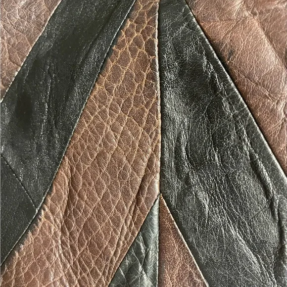 Lucky Brand Vintage Style Black/Brown Crossbody, gently used. - Picture 3 of 10